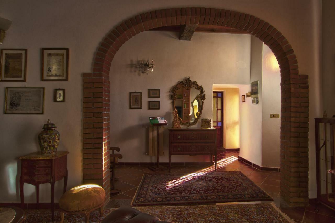 Borgo Della Rocca Bed & Breakfast Montemurlo Eksteriør bilde