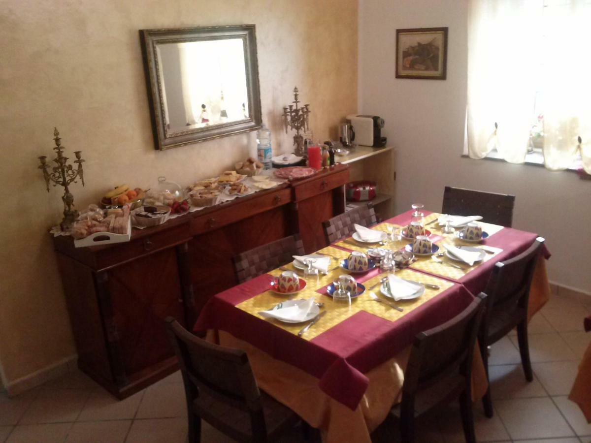 Borgo Della Rocca Bed & Breakfast Montemurlo Eksteriør bilde