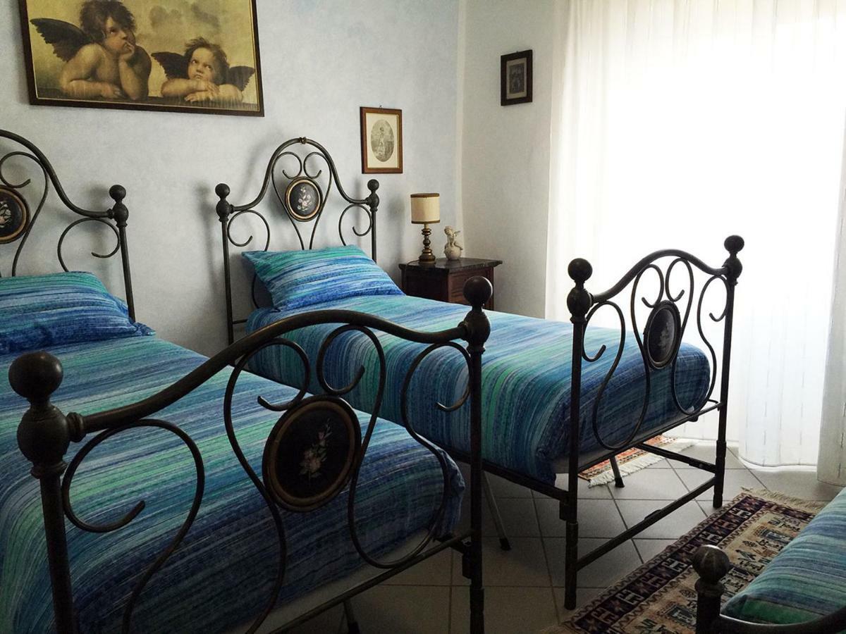 Borgo Della Rocca Bed & Breakfast Montemurlo Eksteriør bilde