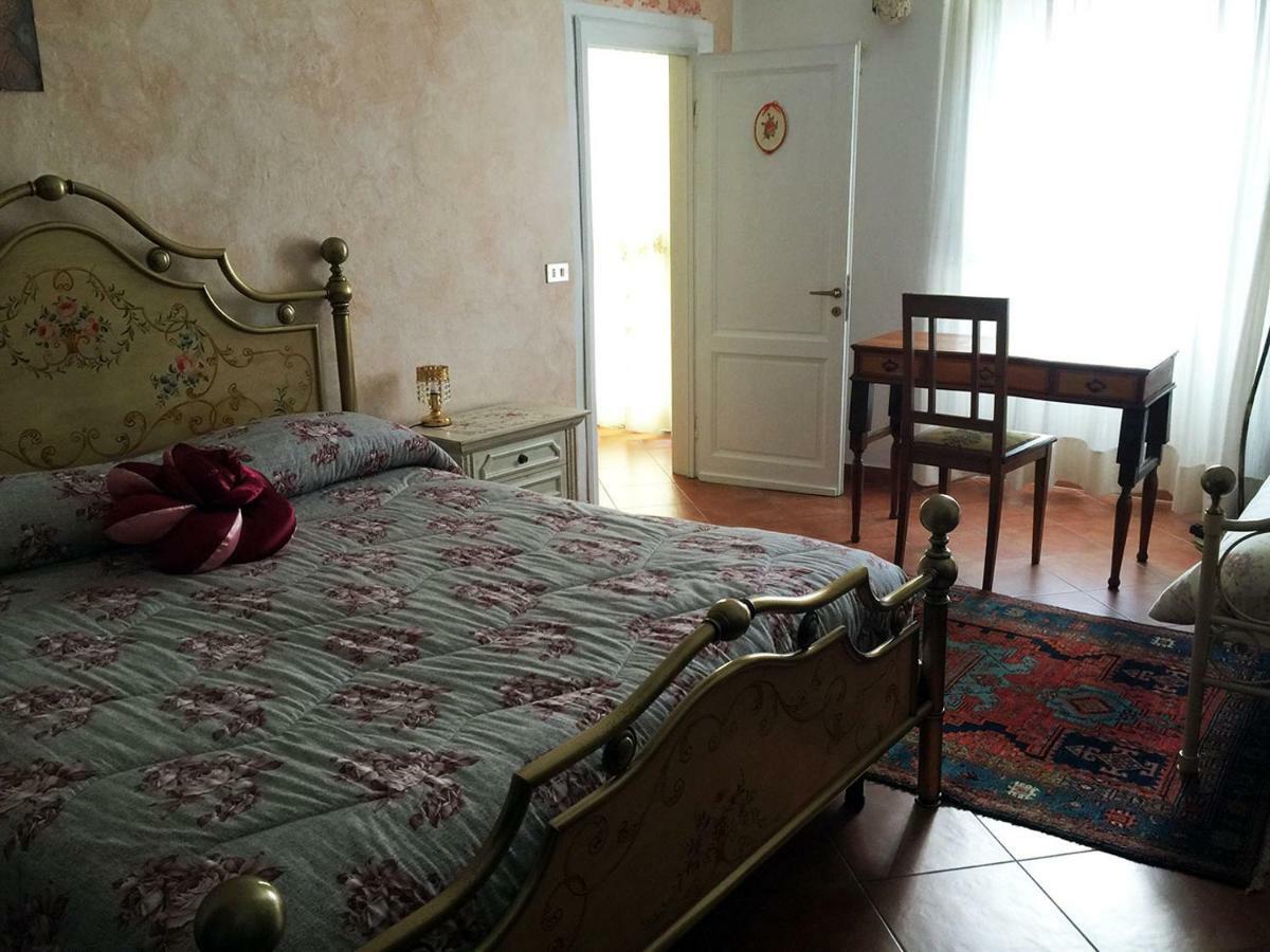 Borgo Della Rocca Bed & Breakfast Montemurlo Eksteriør bilde