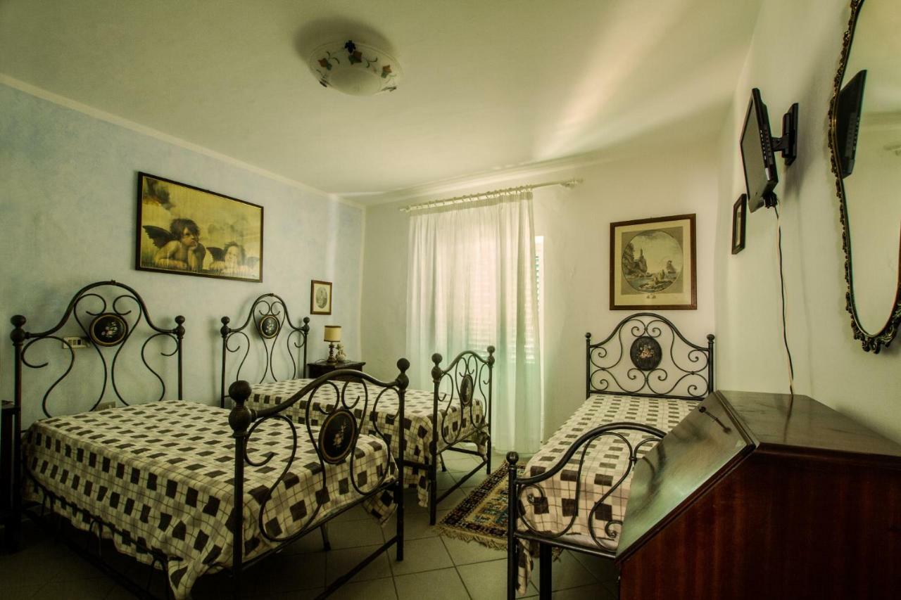 Borgo Della Rocca Bed & Breakfast Montemurlo Eksteriør bilde
