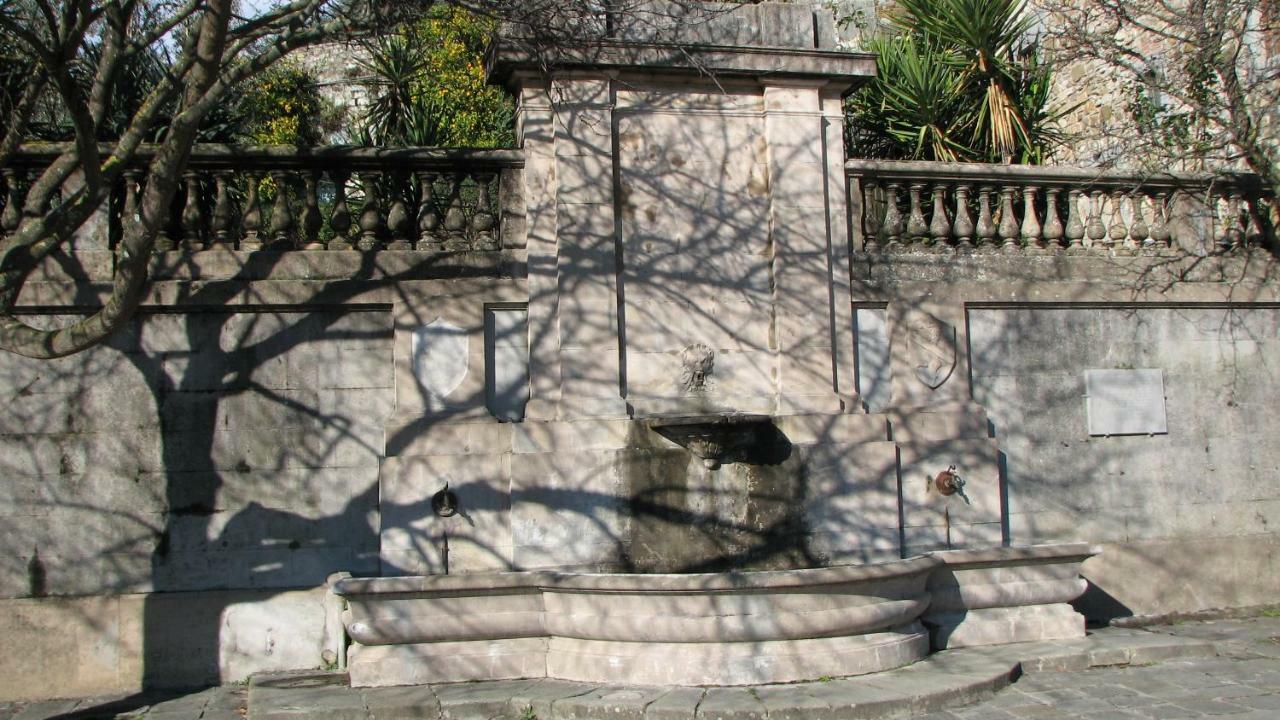Borgo Della Rocca Bed & Breakfast Montemurlo Eksteriør bilde
